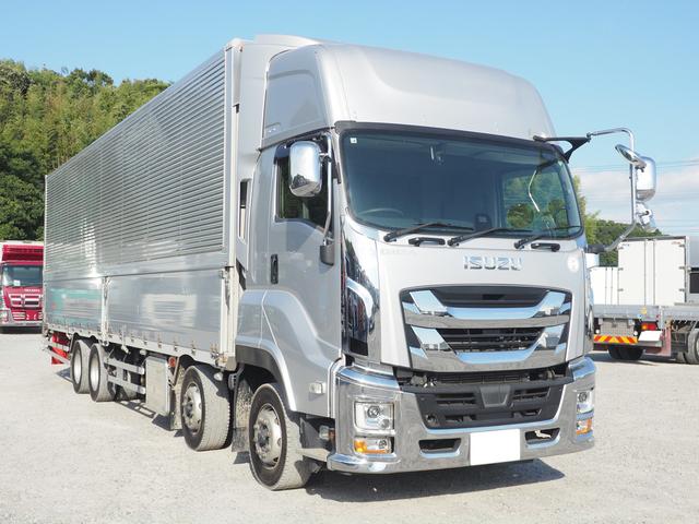 ギガ 　融雪仕様　７速マニュアル　積載１３．５トン　ハイルーフ　４軸低床　アルミウイング（6枚目）