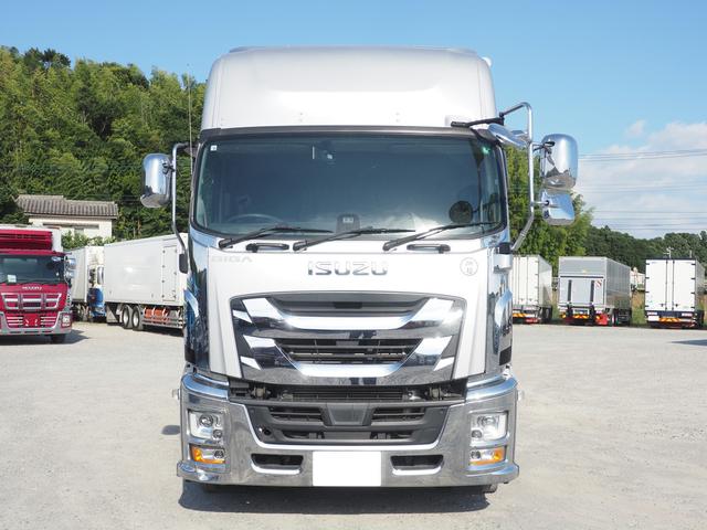 ギガ 　融雪仕様　７速マニュアル　積載１３．５トン　ハイルーフ　４軸低床　アルミウイング（8枚目）