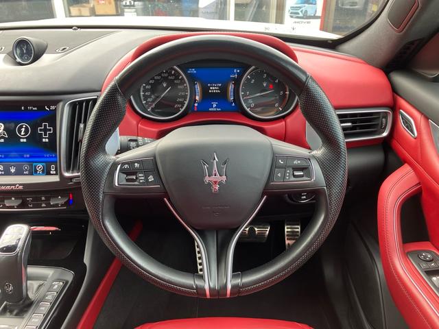 お電話でのお問い合せは、グーネット無料電話をご利用ください。００７８−６０４９−２９１５