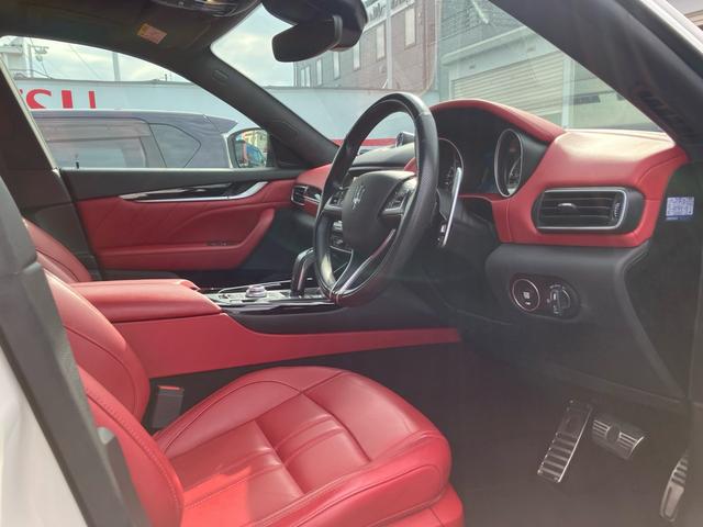 お電話でのお問い合せは、グーネット無料電話をご利用ください。００７８−６０４９−２９１５