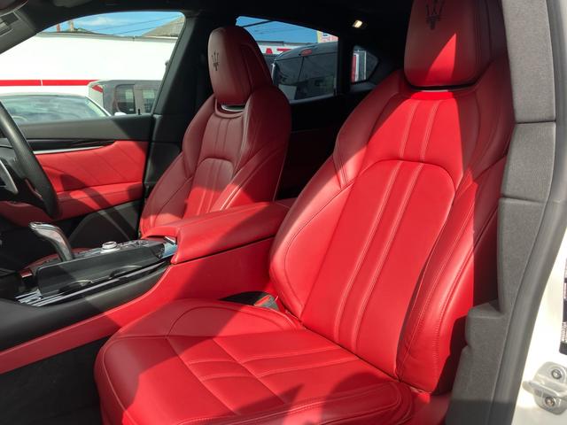 お電話でのお問い合せは、グーネット無料電話をご利用ください。００７８−６０４９−２９１５