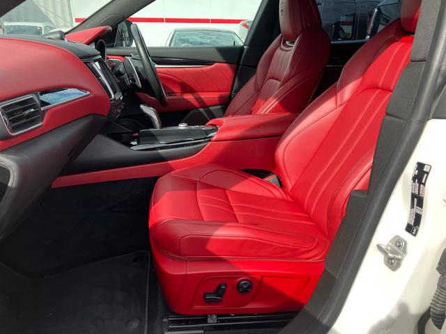 お電話でのお問い合せは、グーネット無料電話をご利用ください。００７８−６０４９−２９１５