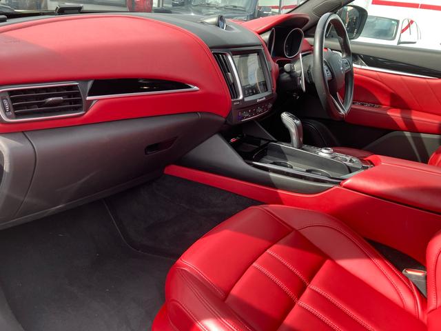 お電話でのお問い合せは、グーネット無料電話をご利用ください。００７８−６０４９−２９１５