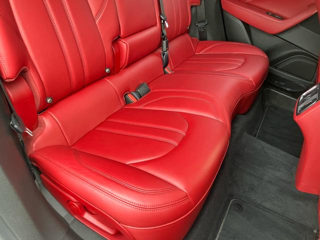 お電話でのお問い合せは、グーネット無料電話をご利用ください。００７８−６０４９−２９１５