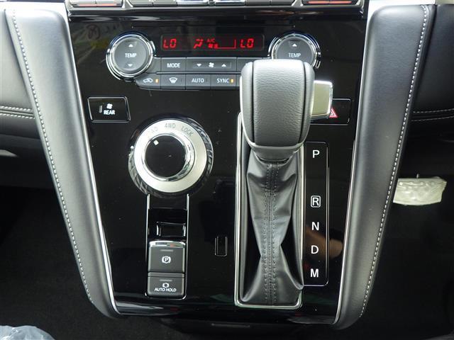 デリカＤ：５ シャモニー　登録済未使用車　全方位　アルパイン１１型ナビ　ＴＶ　ＢＴ　ｅ－Ａｓｓｉｓｔ　エレクトリックテールゲート　両側電動　パワーシート　シートヒーター　ステアリングヒーター　純正１８インチＡＷ（13枚目）