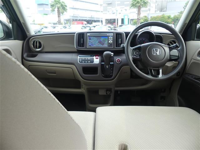 Ｎ－ＯＮＥ Ｇ・Ｌパッケージ　純正ナビ　ＣＤ　Ｂカメラ　純正１４インチＡＷ　ＨＩＤヘッドライト　オートライト　スマートキー　アイドリングストップ　横滑り防止装置　エアバッグ　エアコン　パワーステアリング　パワーウィンドウ　ＡＢＳ（2枚目）