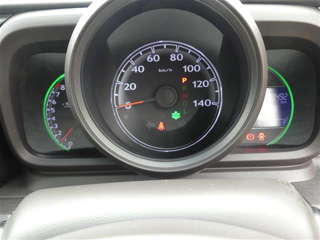 Ｎ－ＯＮＥ Ｇ・Ｌパッケージ　純正ナビ　ＣＤ　Ｂカメラ　純正１４インチＡＷ　ＨＩＤヘッドライト　オートライト　スマートキー　アイドリングストップ　横滑り防止装置　エアバッグ　エアコン　パワーステアリング　パワーウィンドウ　ＡＢＳ（8枚目）