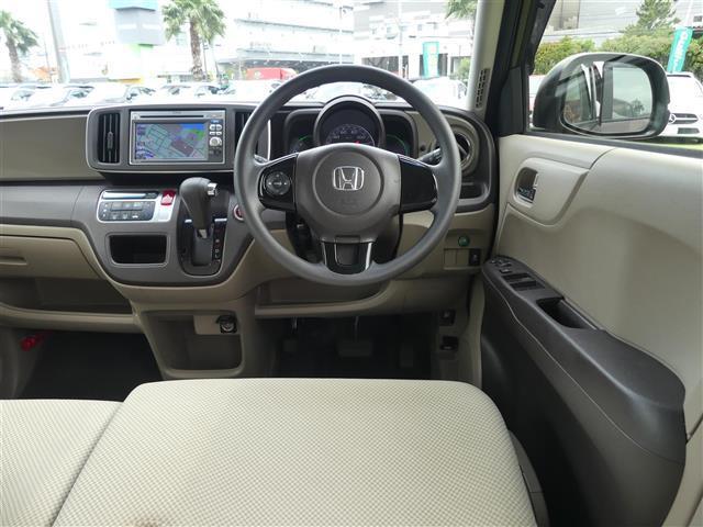 Ｎ－ＯＮＥ Ｇ・Ｌパッケージ　純正ナビ　ＣＤ　Ｂカメラ　純正１４インチＡＷ　ＨＩＤヘッドライト　オートライト　スマートキー　アイドリングストップ　横滑り防止装置　エアバッグ　エアコン　パワーステアリング　パワーウィンドウ　ＡＢＳ（14枚目）