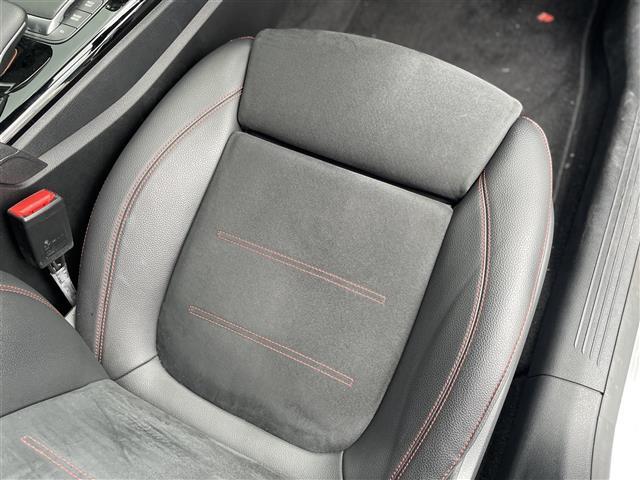 ＣＬＡクラス シューティングブレーク ＣＬＡ１８０　シューティングブレーク　ＡＭＧライン　パノラマＳＲ　半革　パワーシート　シートヒーター　ドラレコ　パワーバックドア　純正ＨＤＤナビ　バックカメラ　地デジ（5枚目）