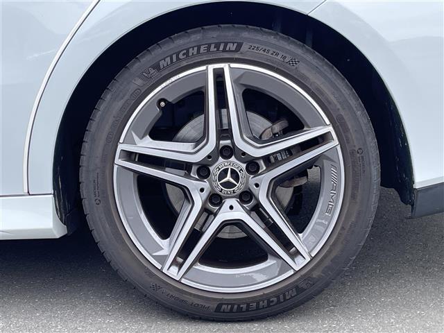 ＣＬＡクラス シューティングブレーク ＣＬＡ１８０　シューティングブレーク　ＡＭＧライン　パノラマＳＲ　半革　パワーシート　シートヒーター　ドラレコ　パワーバックドア　純正ＨＤＤナビ　バックカメラ　地デジ（30枚目）