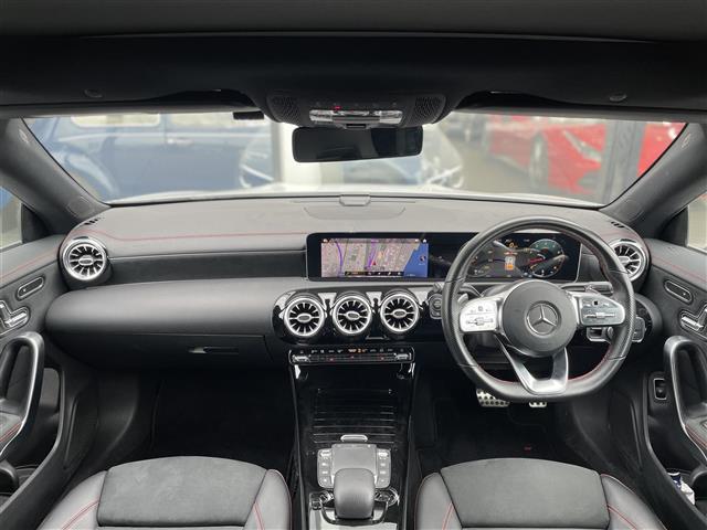 ＣＬＡクラス シューティングブレーク ＣＬＡ１８０　シューティングブレーク　ＡＭＧライン　パノラマＳＲ　半革　パワーシート　シートヒーター　ドラレコ　パワーバックドア　純正ＨＤＤナビ　バックカメラ　地デジ（32枚目）