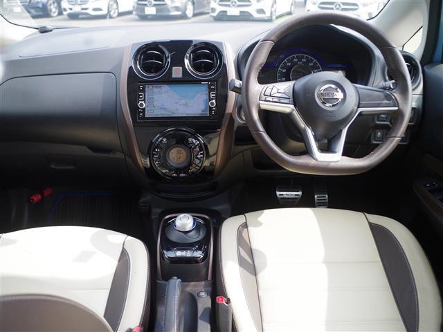 ノート e-パワー メダリスト 全方位 純正ナビ TV BT エマブレ ETC インテリジェントルームミラー LEDヘッドライト ウインカーミラー コーナーセンサー 純正15インチアルミホイル エアロ DVD再生 衝突防止システム(2枚目)