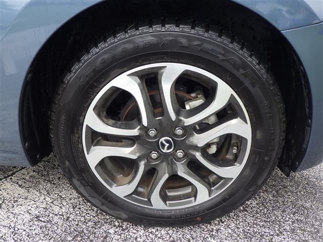 デミオ XDツーリング 純正ナビ TV BT HUD BSM ドラレコ 衝突軽減 クルコン ETC LEDヘッドライト 純正16インチアルミホイル バックカメラ ターボ DVD再生 オートライト 衝突防止システム エアバッグ(39枚目)