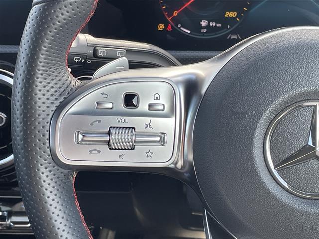 Ａクラス Ａ２００ｄ　ＡＭＧライン　ワイヤレス充電　ＲＳＰ　純正ドライブレコーダー　シートヒーター　パワーシート　純正ＨＤＤナビ　バックカメラ　地デジ　Ｂｌｕｅｔｏｏｔｈ　純正１８インチＡＷ　コーナーセンサー（6枚目）