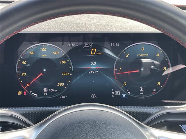 Ａクラス Ａ２００ｄ　ＡＭＧライン　ワイヤレス充電　ＲＳＰ　純正ドライブレコーダー　シートヒーター　パワーシート　純正ＨＤＤナビ　バックカメラ　地デジ　Ｂｌｕｅｔｏｏｔｈ　純正１８インチＡＷ　コーナーセンサー（8枚目）