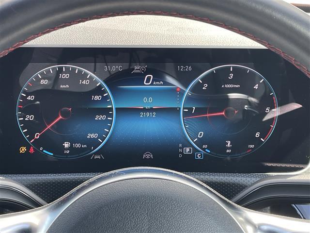 Ａクラス Ａ２００ｄ　ＡＭＧライン　ワイヤレス充電　ＲＳＰ　純正ドライブレコーダー　シートヒーター　パワーシート　純正ＨＤＤナビ　バックカメラ　地デジ　Ｂｌｕｅｔｏｏｔｈ　純正１８インチＡＷ　コーナーセンサー（9枚目）