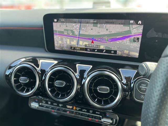 Ａクラス Ａ２００ｄ　ＡＭＧライン　ワイヤレス充電　ＲＳＰ　純正ドライブレコーダー　シートヒーター　パワーシート　純正ＨＤＤナビ　バックカメラ　地デジ　Ｂｌｕｅｔｏｏｔｈ　純正１８インチＡＷ　コーナーセンサー（14枚目）