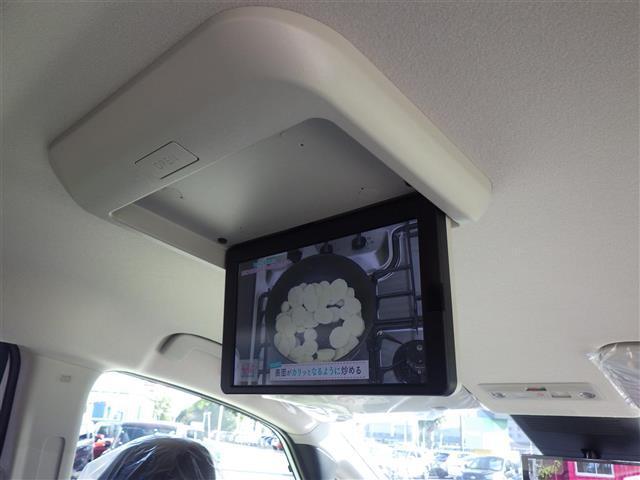 セレナ e-パワー ハイウェイスターV 登録済未使用車 12.3型純正ナビ TV BT 全方位 後席モニター 置充 ETC エマブレ プロパイ インテリジェントクルーズコントロール インテリジェントルームミラー ハンズフリー両側電動(3枚目)