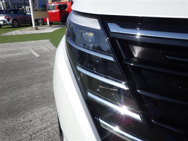 セレナ e-パワー ハイウェイスターV 登録済未使用車 12.3型純正ナビ TV BT 全方位 後席モニター 置充 ETC エマブレ プロパイ インテリジェントクルーズコントロール インテリジェントルームミラー ハンズフリー両側電動(27枚目)