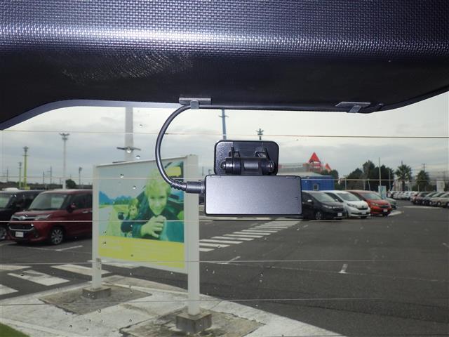 ヴォクシー ZS 煌III(14枚目)