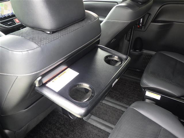 ヴォクシー ZS 煌III(16枚目)