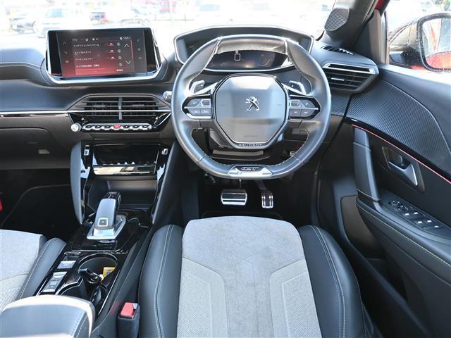 【インパネ全体】全方位で視界が広く、高い目線で運転もしやすいです！