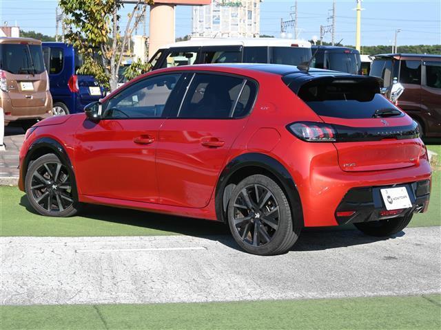 【左斜後】ガリバーでは最長１０年の延長保証をご用意しております！せっかくご購入頂く大切なお車です！もしもに備えた延長保証はオススメです！