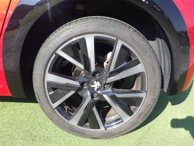 【タイヤ・ホイール】足回りもかっこよく決まってます！社外のアルミやスタッドレスタイヤも取り扱いございます！！ドレスアップもカスタマイズもお任せください！！