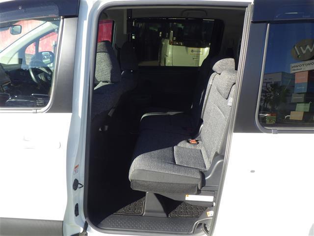 シエンタ ハイブリッドＺ　全方位　１０．５型純正ナビ　ＴＶ　ＢＴ　後席モニター　Ｔｏｙｏｔａ　Ｓａｆｅｔｙ　Ｓｅｎｓｅ　両側電動　シートヒーター　ＥＴＣ　ＬＥＤヘッドライト　クリアランスソナー　純正１５インチアルミホイル（23枚目）