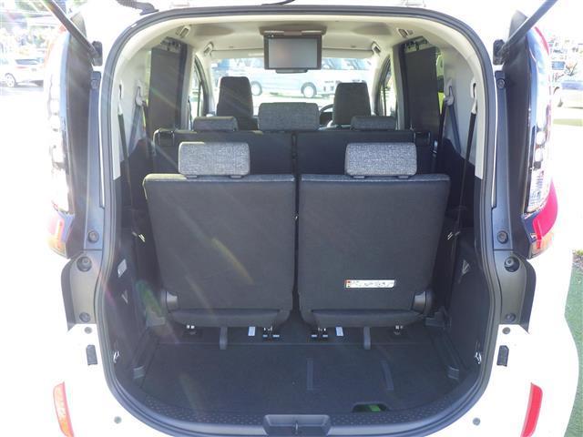 シエンタ ハイブリッドＺ　全方位　１０．５型純正ナビ　ＴＶ　ＢＴ　後席モニター　Ｔｏｙｏｔａ　Ｓａｆｅｔｙ　Ｓｅｎｓｅ　両側電動　シートヒーター　ＥＴＣ　ＬＥＤヘッドライト　クリアランスソナー　純正１５インチアルミホイル（24枚目）