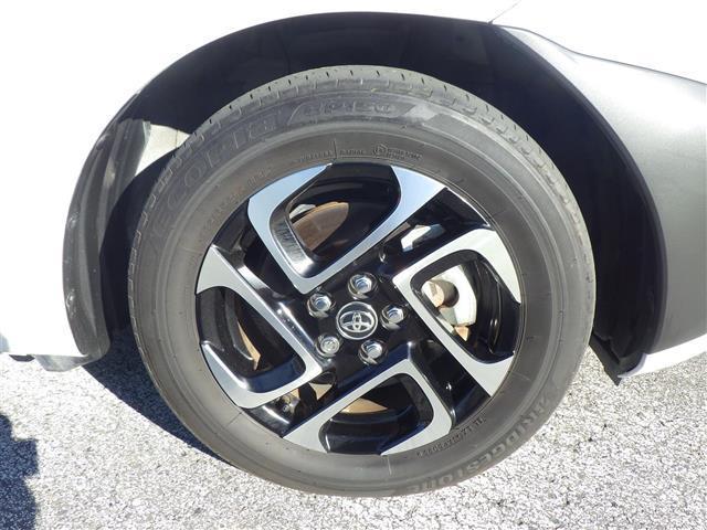 シエンタ ハイブリッドＺ　全方位　１０．５型純正ナビ　ＴＶ　ＢＴ　後席モニター　Ｔｏｙｏｔａ　Ｓａｆｅｔｙ　Ｓｅｎｓｅ　両側電動　シートヒーター　ＥＴＣ　ＬＥＤヘッドライト　クリアランスソナー　純正１５インチアルミホイル（39枚目）