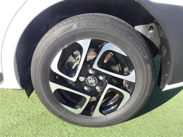 シエンタ ハイブリッドＺ　全方位　１０．５型純正ナビ　ＴＶ　ＢＴ　後席モニター　Ｔｏｙｏｔａ　Ｓａｆｅｔｙ　Ｓｅｎｓｅ　両側電動　シートヒーター　ＥＴＣ　ＬＥＤヘッドライト　クリアランスソナー　純正１５インチアルミホイル（42枚目）