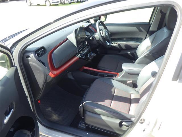 アクア Ｚ　アドＰ　全方位　ＨＵＤ　１０．５型純正ナビ　ＴＶ　ＢＴ　Ｔｏｙｏｔａ　Ｓａｆｅｔｙ　パワーシート　シートヒーター　ＥＴＣ　ＬＥＤヘッドライト　クリアランスソナー　純正１５インチアルミホイール（22枚目）