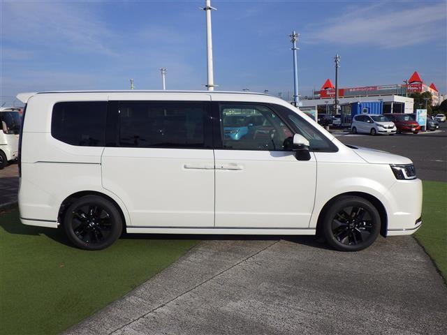 ステップワゴン e:HEVスパーダ 登録済未使用車(33枚目)