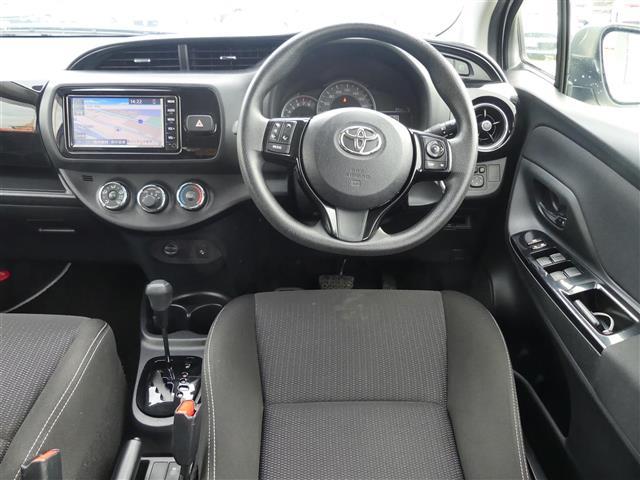 ヴィッツ Ｆ　セーフティーエディションＩＩＩ（5枚目）