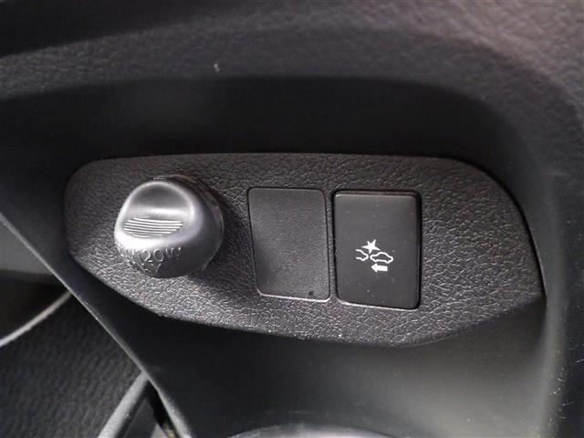 ヴィッツ Ｆ　セーフティーエディションＩＩＩ（13枚目）