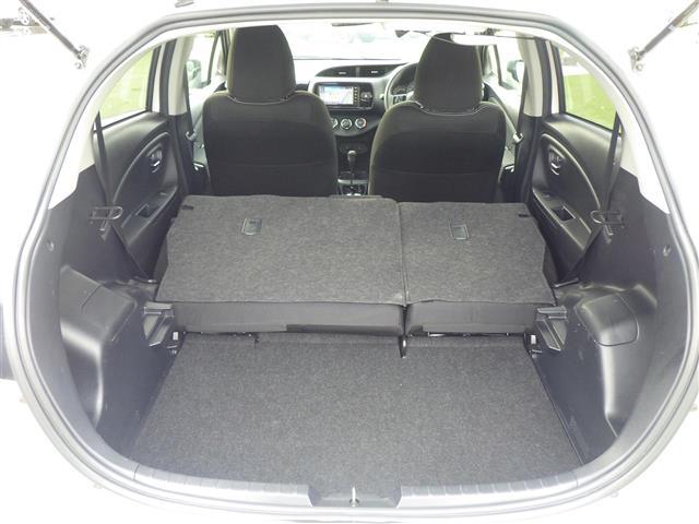 ヴィッツ Ｆ　セーフティーエディションＩＩＩ（24枚目）