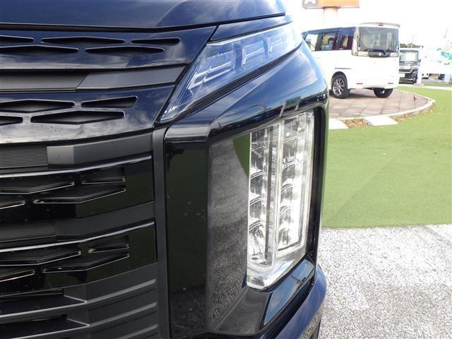 デリカＤ：５ シャモニー　登録済未使用車　両側電動　エレクトリックテールゲート　ｅ－Ａｓｓｉｓｔ　パワーシート　シートヒーター　純正１８インチアルミホイル（28枚目）