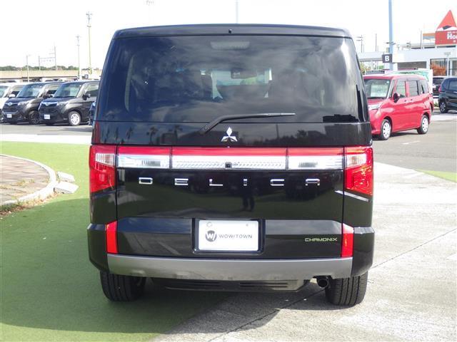 デリカＤ：５ シャモニー　登録済未使用車　両側電動　エレクトリックテールゲート　ｅ－Ａｓｓｉｓｔ　パワーシート　シートヒーター　純正１８インチアルミホイル（35枚目）