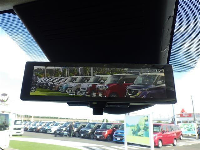 セレナ ｅ－パワー　ハイウェイスターＶ　登録済未使用車　全方位　１２．３型純正ナビ　ＴＶ　ＢＴ　エマブレ　プロパイ　インテリジェントクルーズコントロール　ハンズフリー両側電動　インテリジェントルームミラー　置充　ＥＴＣ　コーナーセンサー（8枚目）