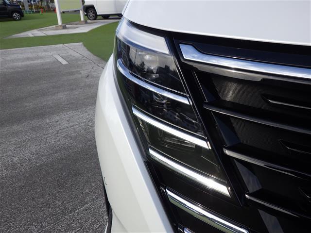 セレナ ｅ－パワー　ハイウェイスターＶ　登録済未使用車　全方位　１２．３型純正ナビ　ＴＶ　ＢＴ　エマブレ　プロパイ　インテリジェントクルーズコントロール　ハンズフリー両側電動　インテリジェントルームミラー　置充　ＥＴＣ　コーナーセンサー（27枚目）