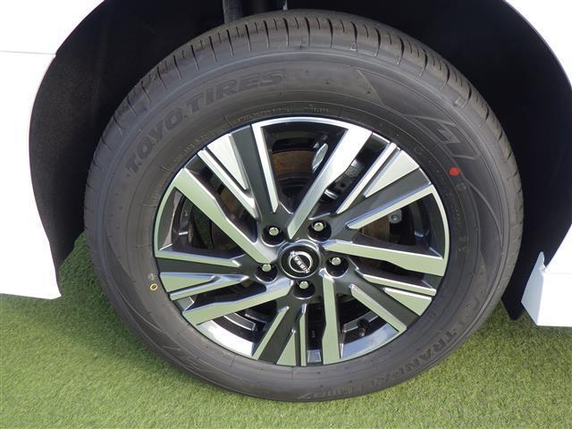 セレナ ｅ－パワー　ハイウェイスターＶ　登録済未使用車　全方位　１２．３型純正ナビ　ＴＶ　ＢＴ　エマブレ　プロパイ　インテリジェントクルーズコントロール　ハンズフリー両側電動　インテリジェントルームミラー　置充　ＥＴＣ　コーナーセンサー（40枚目）