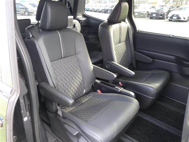 ノア ハイブリッドＳ－Ｚ　１０．５型純正ナビ　ＴＶ　ＢＴ　両側電動　ドラレコ　Ｔｏｙｏｔａ　Ｓａｆｅｔｙ　シートヒーター　ＥＴＣ　ＬＥＤヘッドライト　クリアランスソナー　純正１７インチアルミホイル（20枚目）