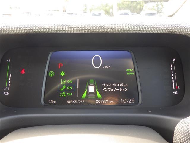 フリード ｅ：ＨＥＶエアー　ＥＸ　全方位　１１．４型純正ナビ　ＴＶ　ＢＴ　ホンダセンシング　両側電動　シートヒーター　ドラレコ　ＥＴＣ　ＬＥＤヘッドライト　ウインカーミラー　コーナーセンサー　純正１５インチアルミホイル（13枚目）