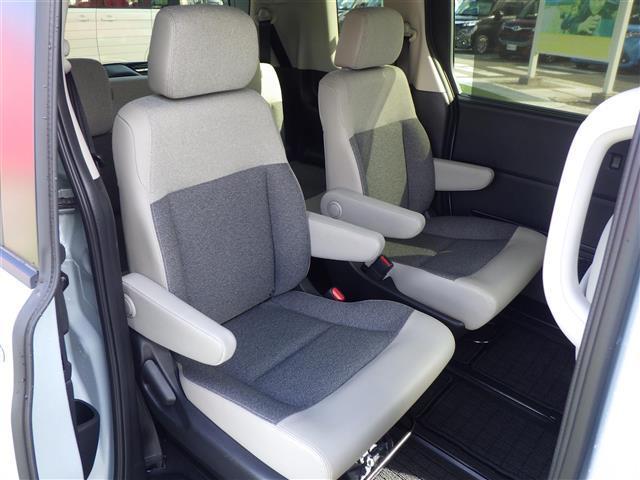 フリード ｅ：ＨＥＶエアー　ＥＸ　全方位　１１．４型純正ナビ　ＴＶ　ＢＴ　ホンダセンシング　両側電動　シートヒーター　ドラレコ　ＥＴＣ　ＬＥＤヘッドライト　ウインカーミラー　コーナーセンサー　純正１５インチアルミホイル（24枚目）