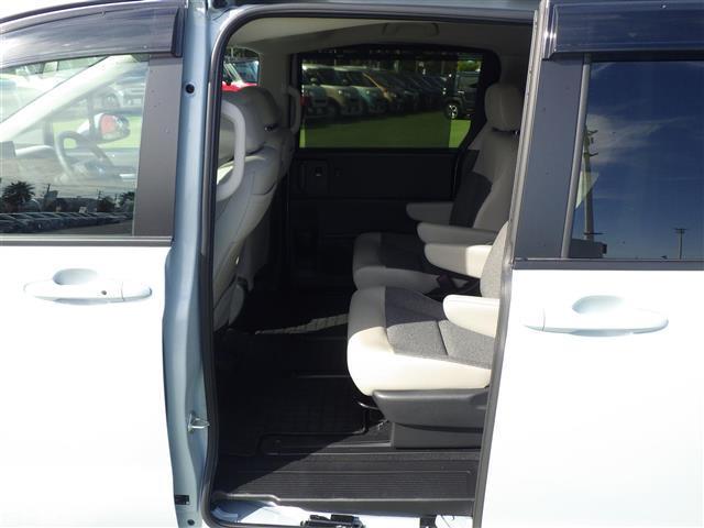 フリード ｅ：ＨＥＶエアー　ＥＸ　全方位　１１．４型純正ナビ　ＴＶ　ＢＴ　ホンダセンシング　両側電動　シートヒーター　ドラレコ　ＥＴＣ　ＬＥＤヘッドライト　ウインカーミラー　コーナーセンサー　純正１５インチアルミホイル（27枚目）