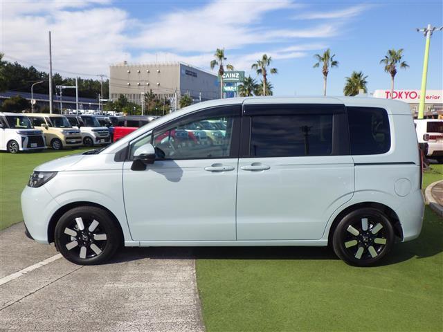 フリード ｅ：ＨＥＶエアー　ＥＸ　全方位　１１．４型純正ナビ　ＴＶ　ＢＴ　ホンダセンシング　両側電動　シートヒーター　ドラレコ　ＥＴＣ　ＬＥＤヘッドライト　ウインカーミラー　コーナーセンサー　純正１５インチアルミホイル（33枚目）