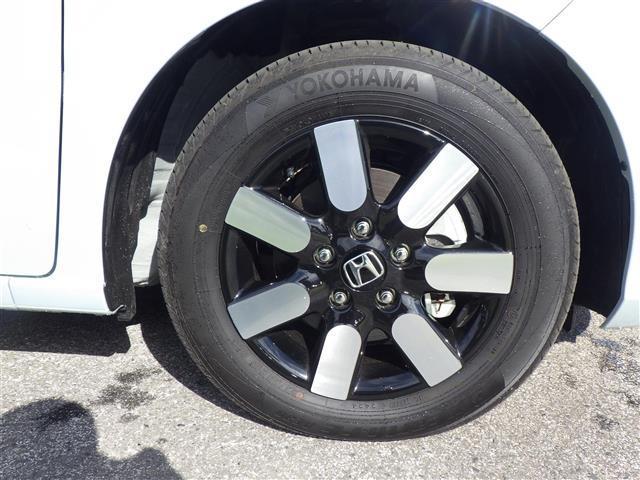 フリード ｅ：ＨＥＶエアー　ＥＸ　全方位　１１．４型純正ナビ　ＴＶ　ＢＴ　ホンダセンシング　両側電動　シートヒーター　ドラレコ　ＥＴＣ　ＬＥＤヘッドライト　ウインカーミラー　コーナーセンサー　純正１５インチアルミホイル（39枚目）