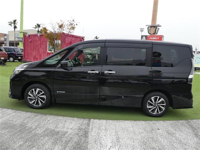 セレナ ｅ－パワー　ハイウェイスターＶ（32枚目）