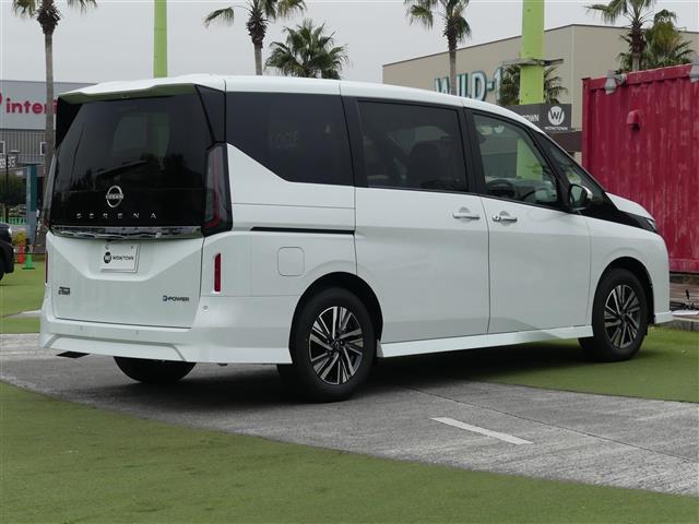 セレナ ｅ－パワー　ハイウェイスターＶ　登録済未使用車　全方位　１２．３型純正ナビ　ＴＶ　ＢＴ　プロパイ　エマブレ　インテリジェントクルーズコントロール　インテリジェントルームミラー　置充　ハンズフリー両側電動　ＥＴＣ　コーナーセンサー（36枚目）